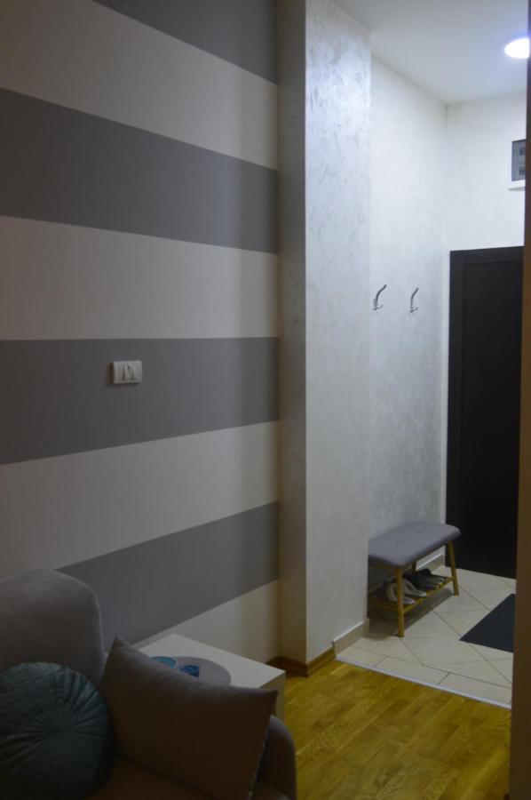 Teodora Lux Apartman Free Privat Parking Apartamento Novi Sad Exterior foto